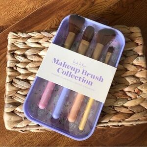 Nicole Miller Make-up Brush Collection